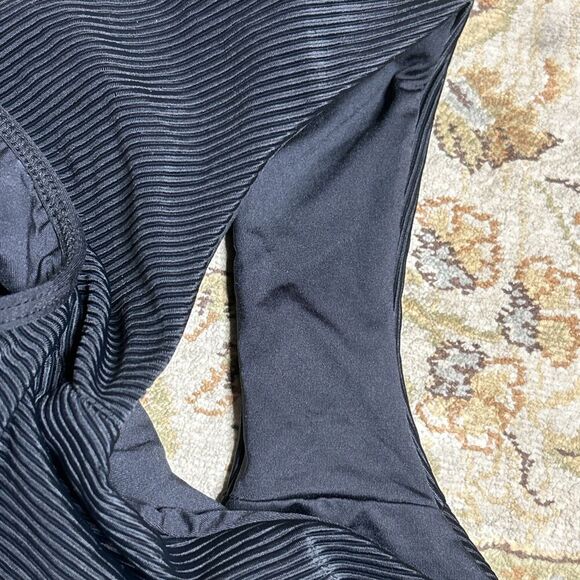 Frankies Bikinis Cheeky High Cut One Piece Swimsuit Ribbed Black Color Size XS - Picture 9 of 12